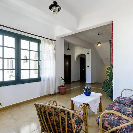 Argo Aparthotel